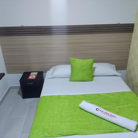 Hotel Plaza Centro Florencia  Exterior photo