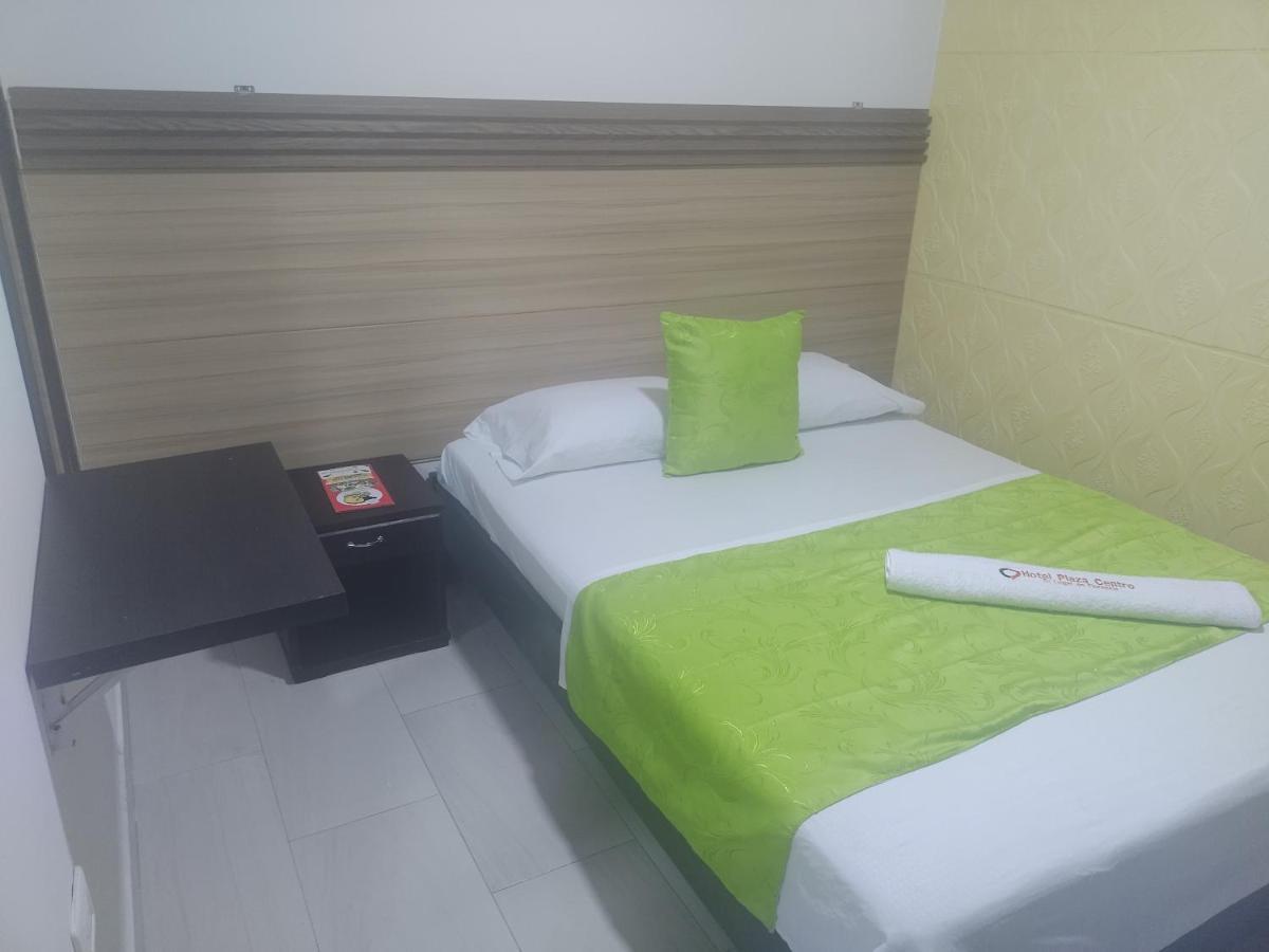 Hotel Plaza Centro Florencia  Exterior photo